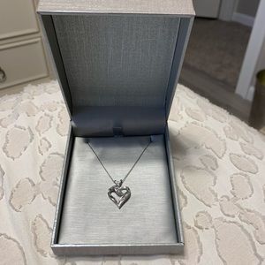 ZALES Diamond heart necklace
